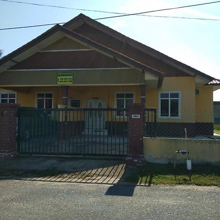 Davallia Homestay Dungun Zewnętrze zdjęcie